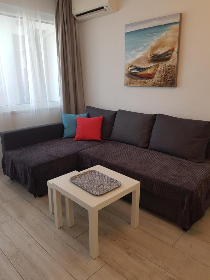 Apartment Neptun Varna Esterno foto